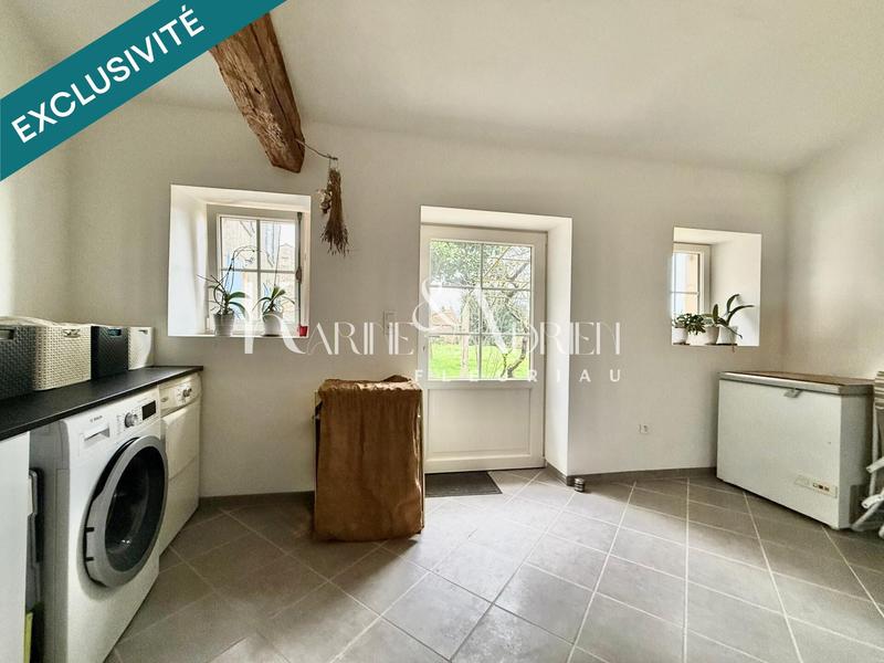 Maison - 226 m² - 8 pièces