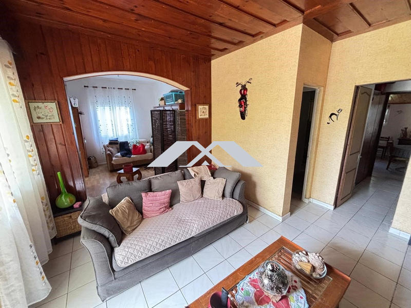 Maison - 120 m² - 3 pièces