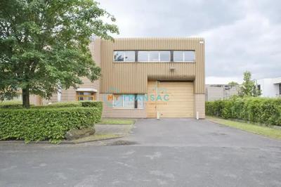 Local d'activité / Entrepôt - 385 m²