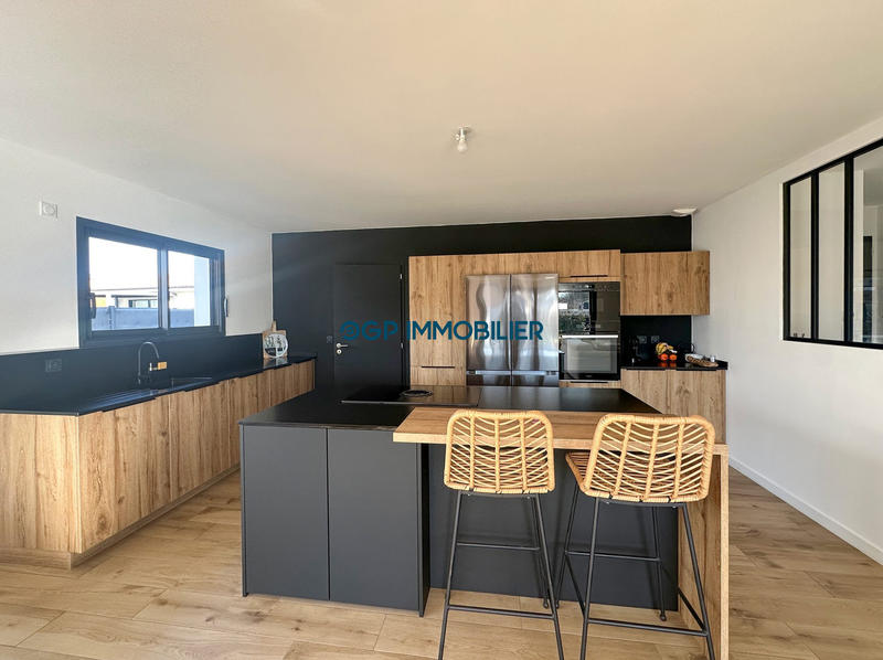 Villa - 102 m² - 4 pièces