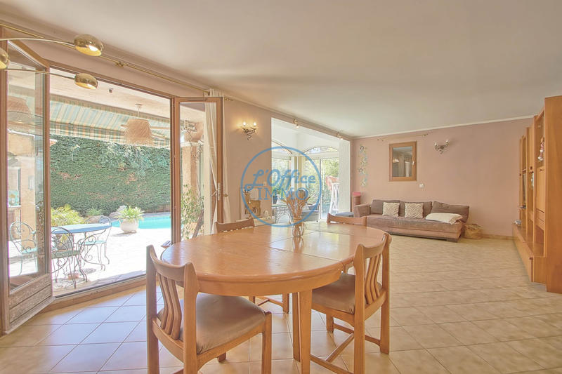Maison - 118 m² - 5 pièces