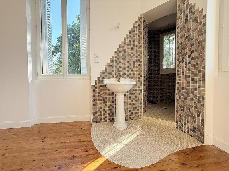 Manoir - 448 m² - 12 pièces