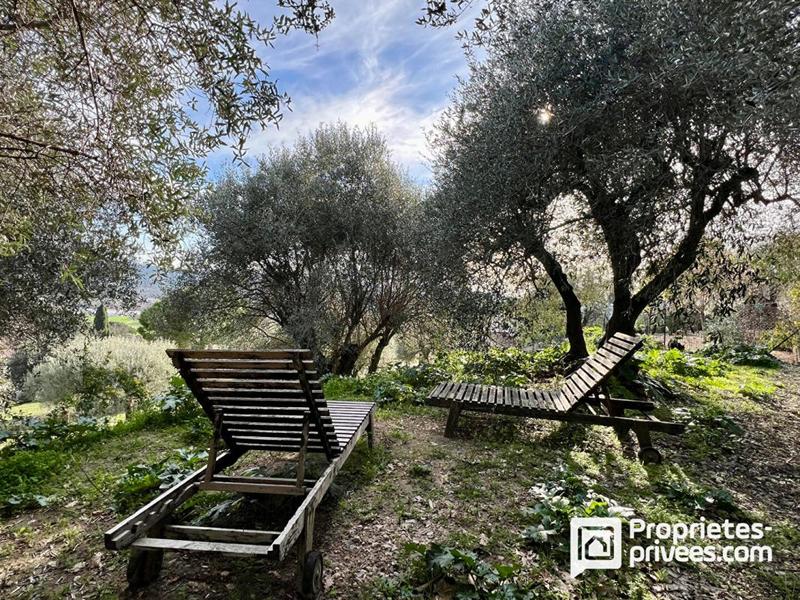 Maison - 214 m² - 6 pièces