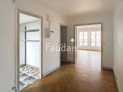 Appartement - 91 m² - 4 pièces