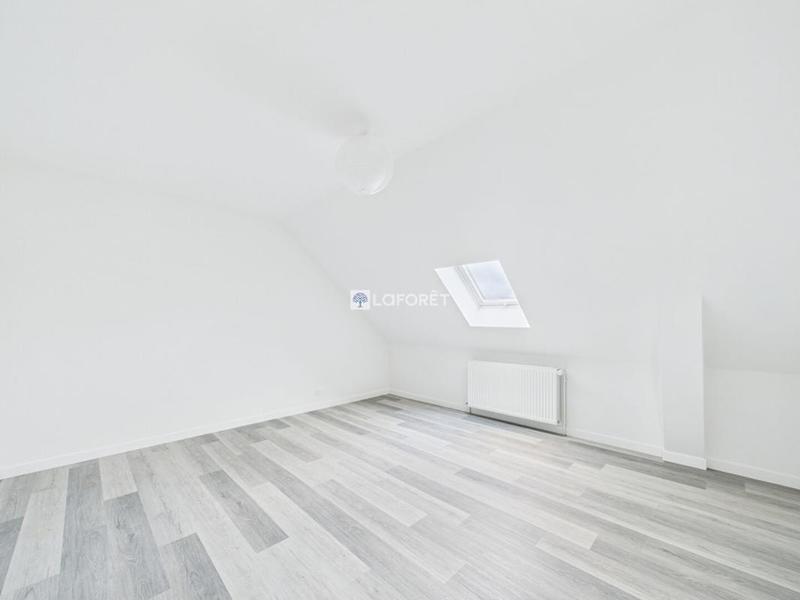 Maison - 669 m² - 18 pièces