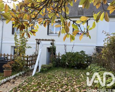 Maison de ville - 100 m² - 5 pièces