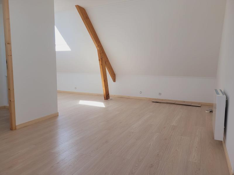 Maison ancienne - 222 m² - 7 pièces