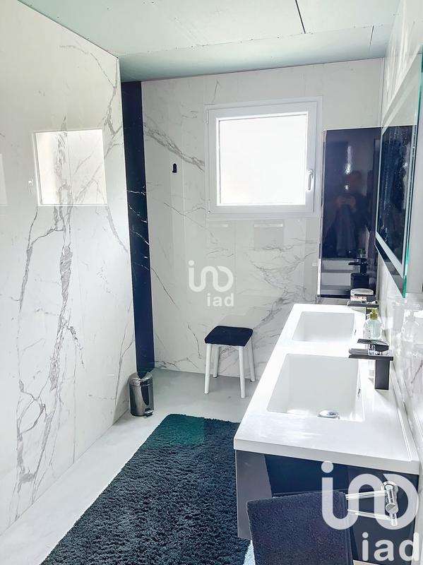 Maison - 146 m² - 6 pièces