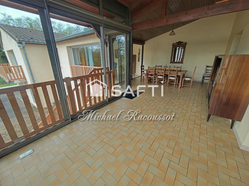 Maison - 183 m² - 8 pièces