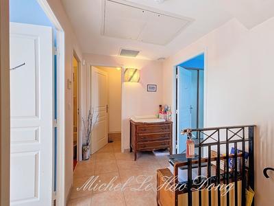 Maison - 102 m² - 4 pièces