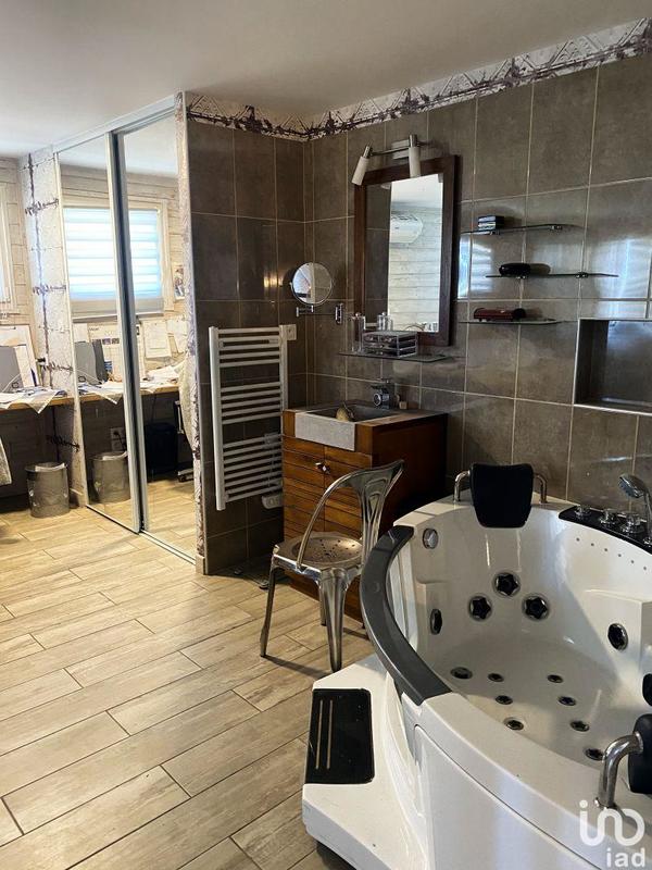 Local commercial - 413 m²