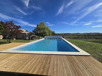 Corps de ferme - 200 m² - 7 pièces