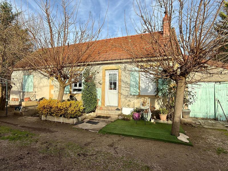 Maison - 80 m² - 4 pièces