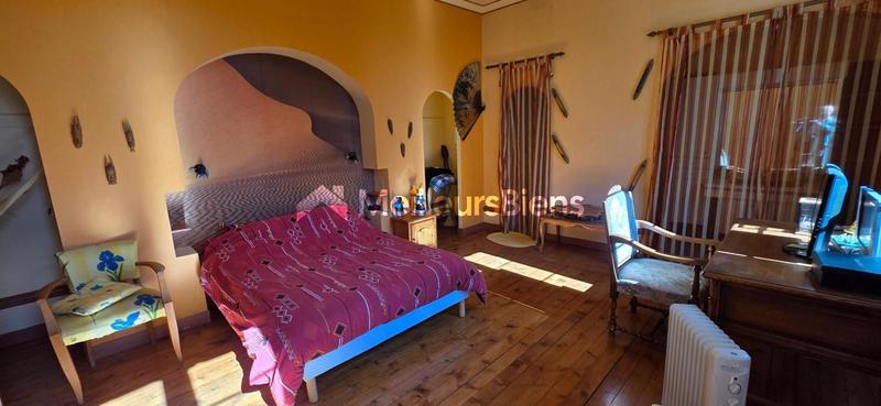 Maison de maîtres - 393 m² - 10 pièces