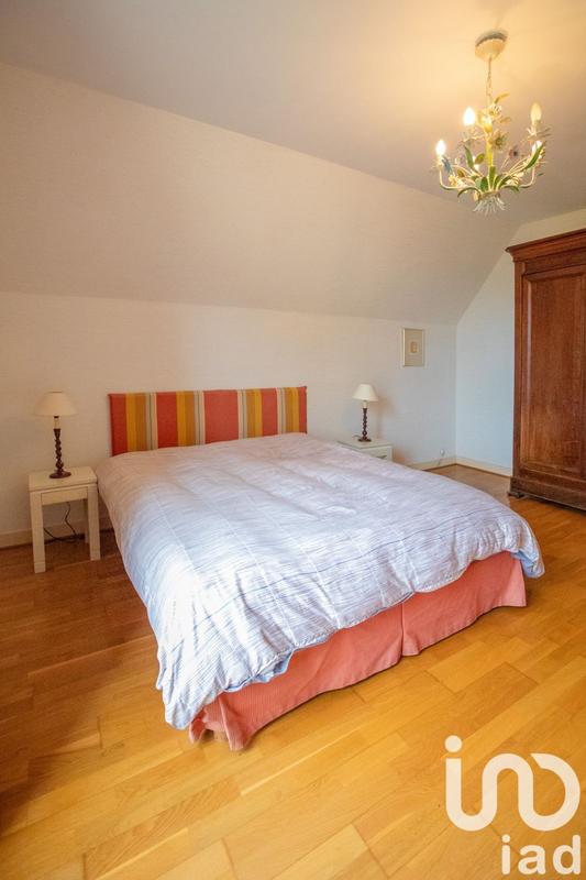 Maison - 152 m² - 8 pièces