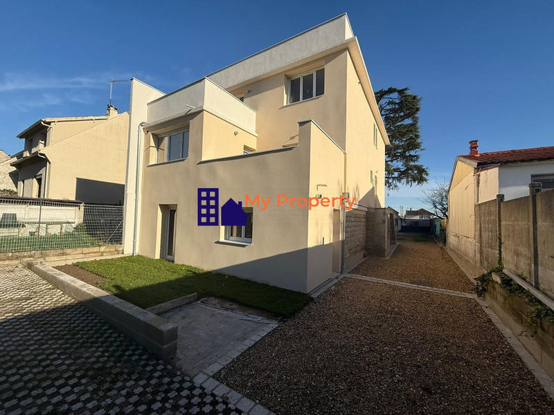 Appartement - 101 m² - 4 pièces