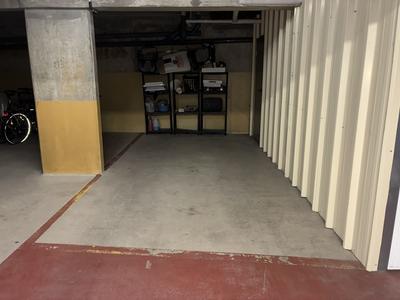 Parking / Garage - 12 m²
