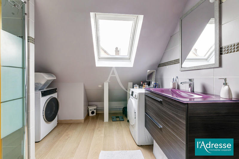 Maison - 109 m² - 6 pièces