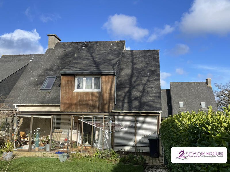 Maison - 106 m² - 6 pièces