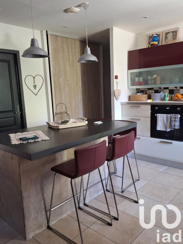 Maison - 140 m² - 5 pièces