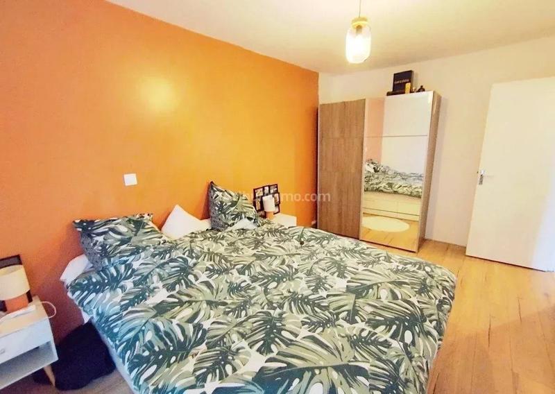 Appartement - 93 m² - 4 pièces