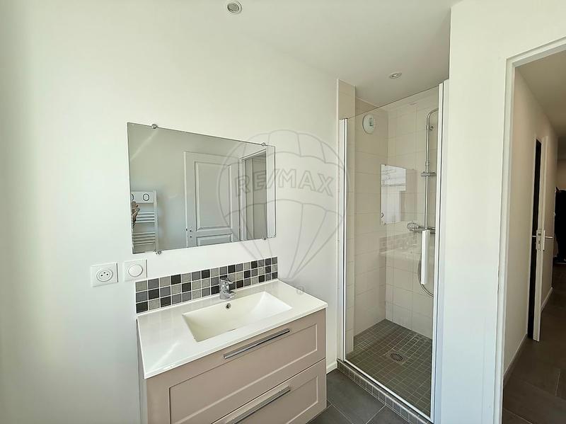 Maison - 102 m² - 5 pièces