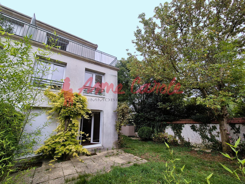 Maison - 95 m² - 5 pièces