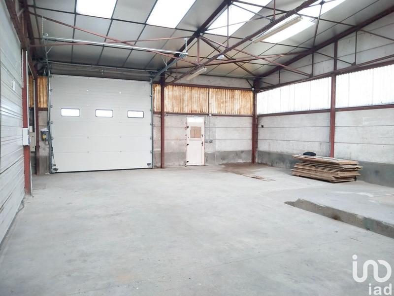 Local commercial - 220 m²