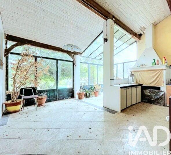 Maison - 310 m² - 9 pièces