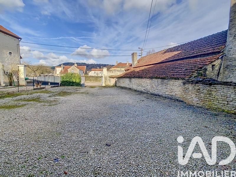 Maison - 102 m² - 4 pièces