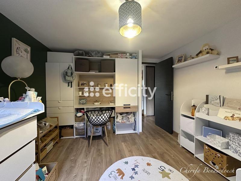 Appartement ancien - 82 m² - 3 pièces