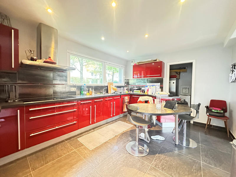 Maison - 160 m² - 6 pièces