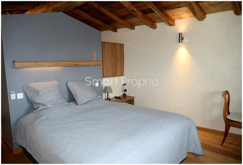 Propriété - 320 m² - 10 pièces