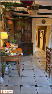 Maison - 225 m² - 7 pièces