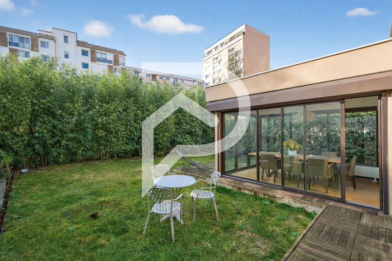 Appartement - 150 m² - 6 pièces