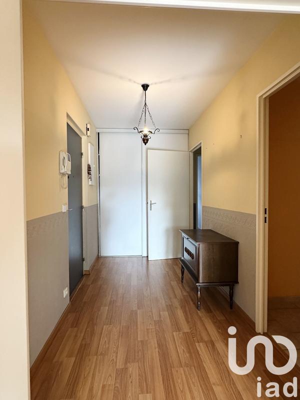 Appartement - 82 m² - 3 pièces