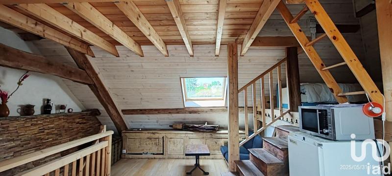 Maison - 212 m² - 12 pièces