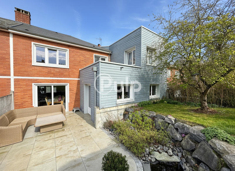 Maison - 121 m² - 6 pièces