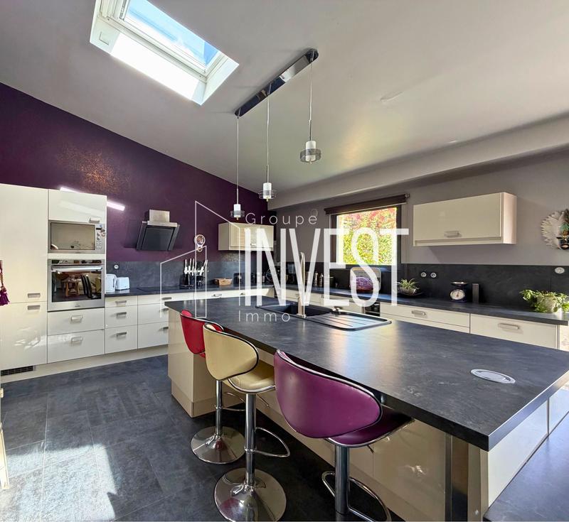 Maison - 189 m² - 4 pièces