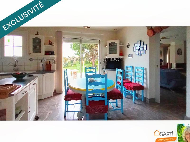 Villa - 259 m² - 9 pièces