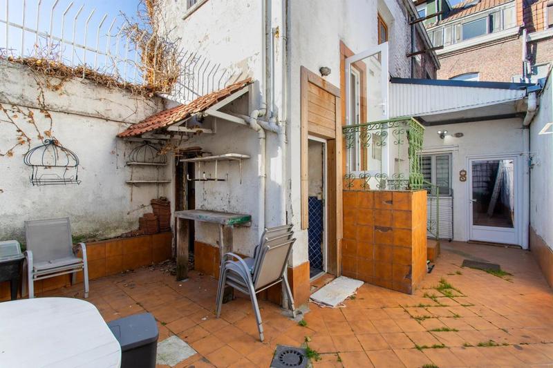 Maison - 227 m² - 9 pièces