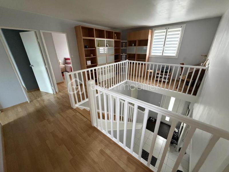 Maison - 167 m² - 7 pièces