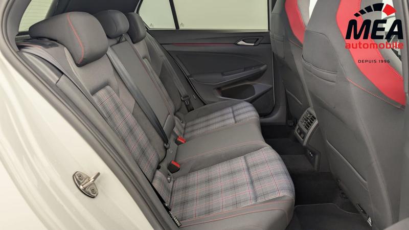 Volkswagen Golf 8 2.0 Tsi 245 Dsg7 Gti