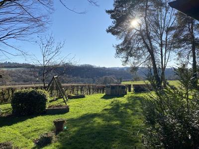 Maison - 140 m² - 5 pièces