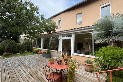 Maison - 240 m² - 7 pièces