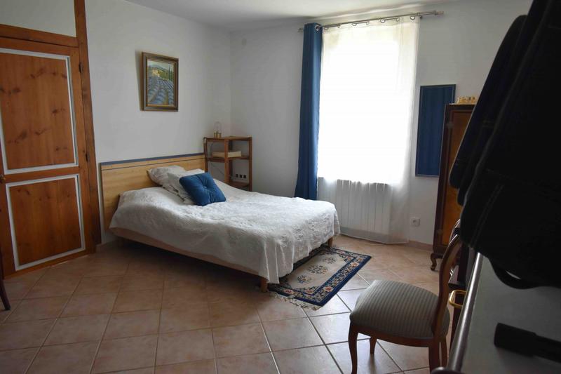 Maison traditionnelle - 153 m² - 6 pièces