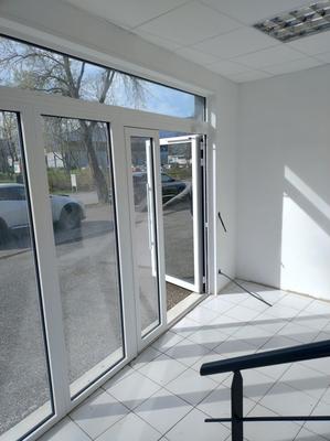 Bureau - 185 m² - 1 pièce