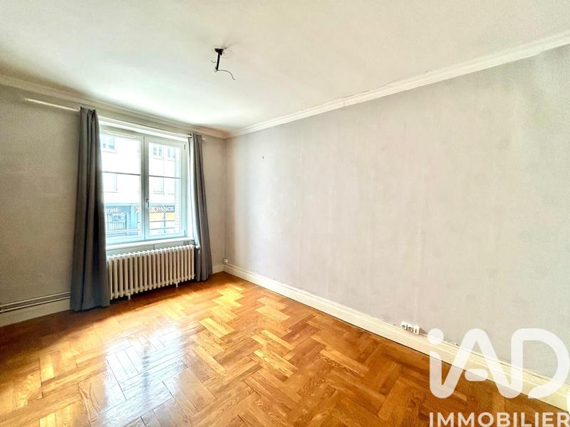 Appartement - 96 m² - 5 pièces