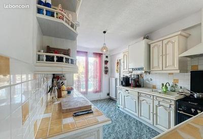 Appartement - 75 m² - 4 pièces