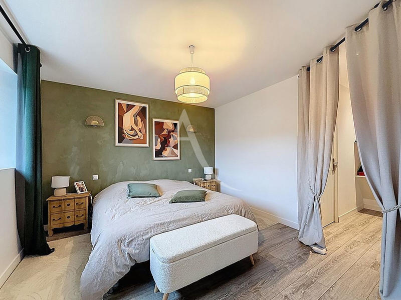 Maison - 190 m² - 7 pièces